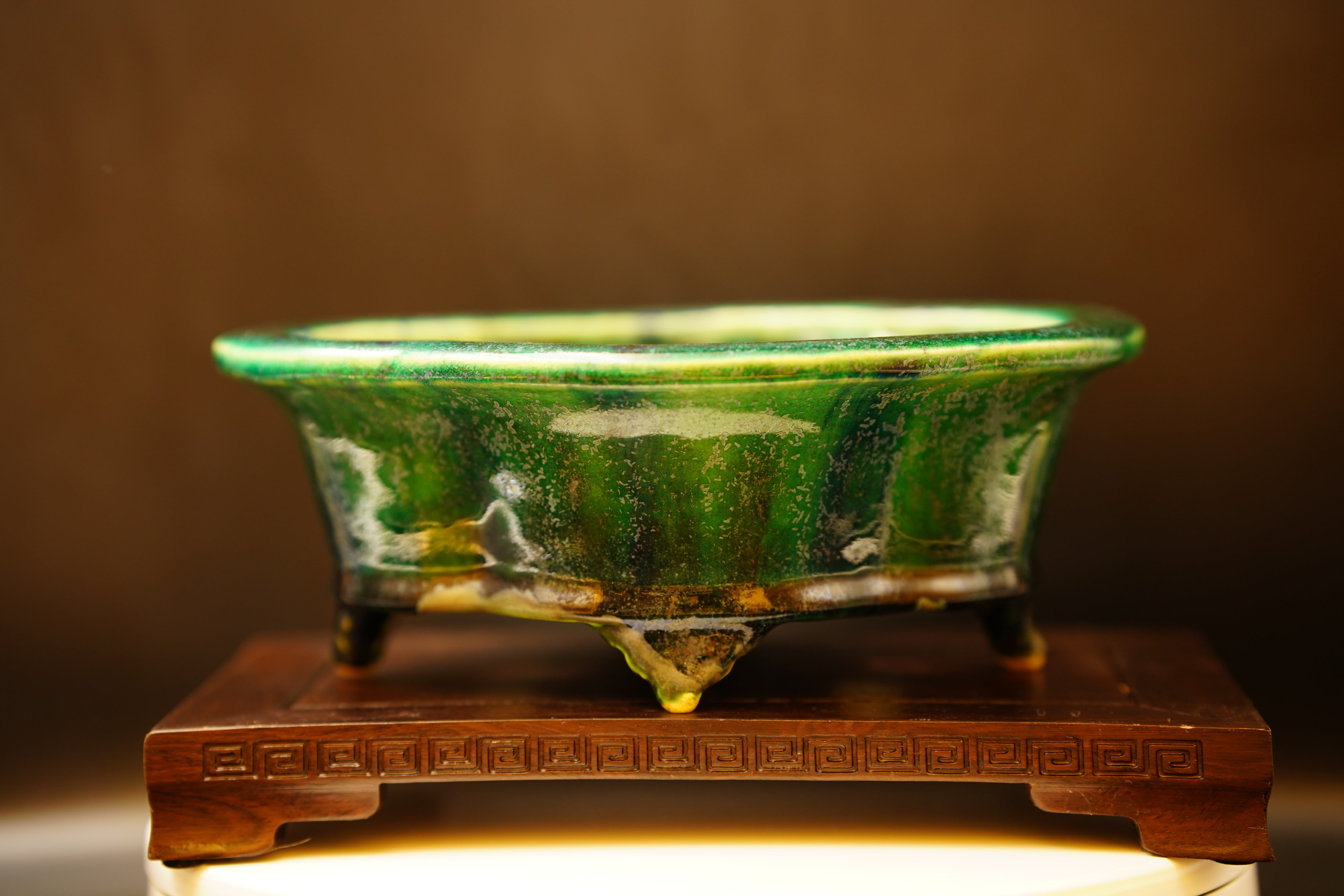 【香港現貨 – 日本盆缽(附上影片)】武州庵福茂盆 – 緑釉窯変外縁丸鉢 (22*18*8)